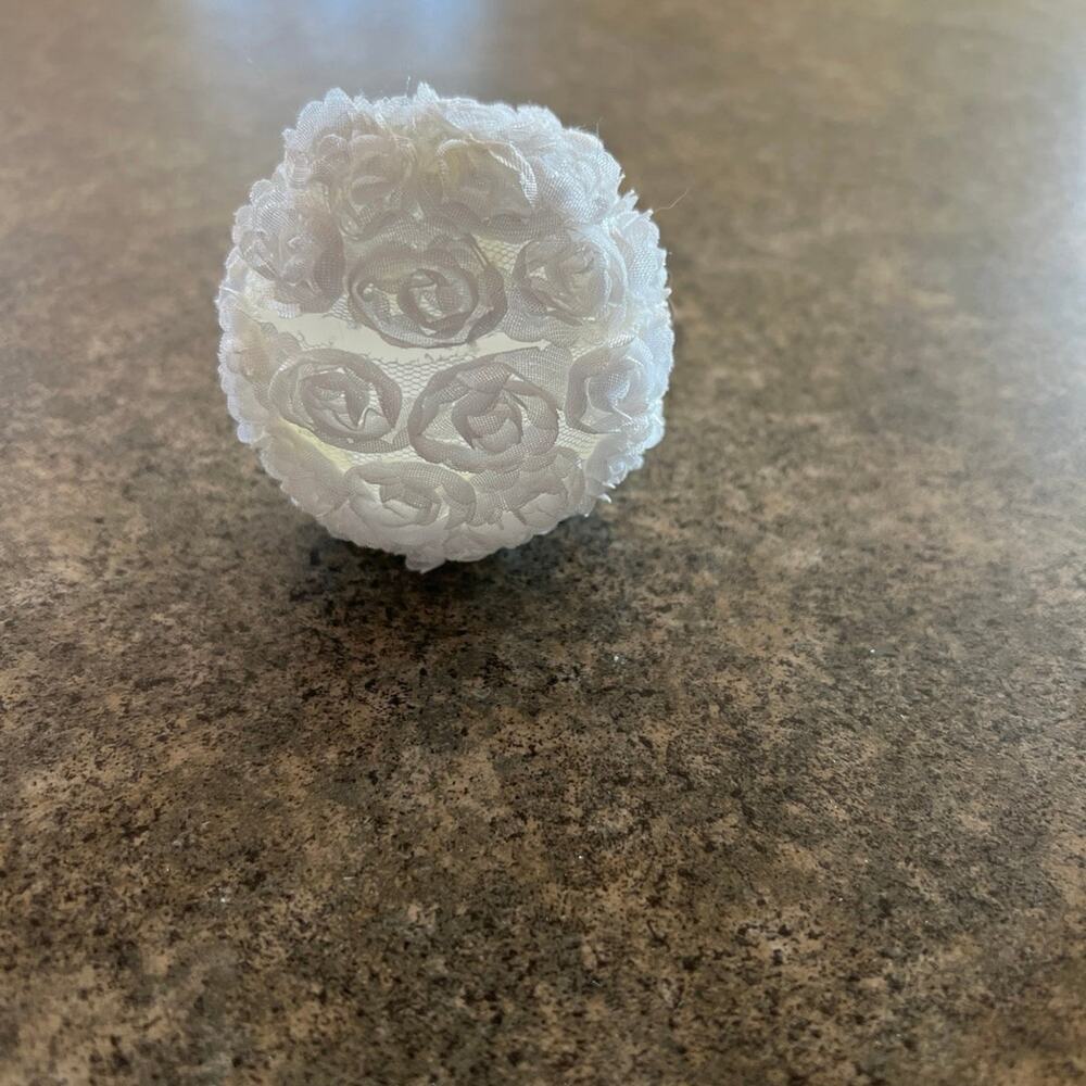 white rose satin pomade, 3”-lot of 7